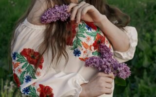 Moda e vestidos florais